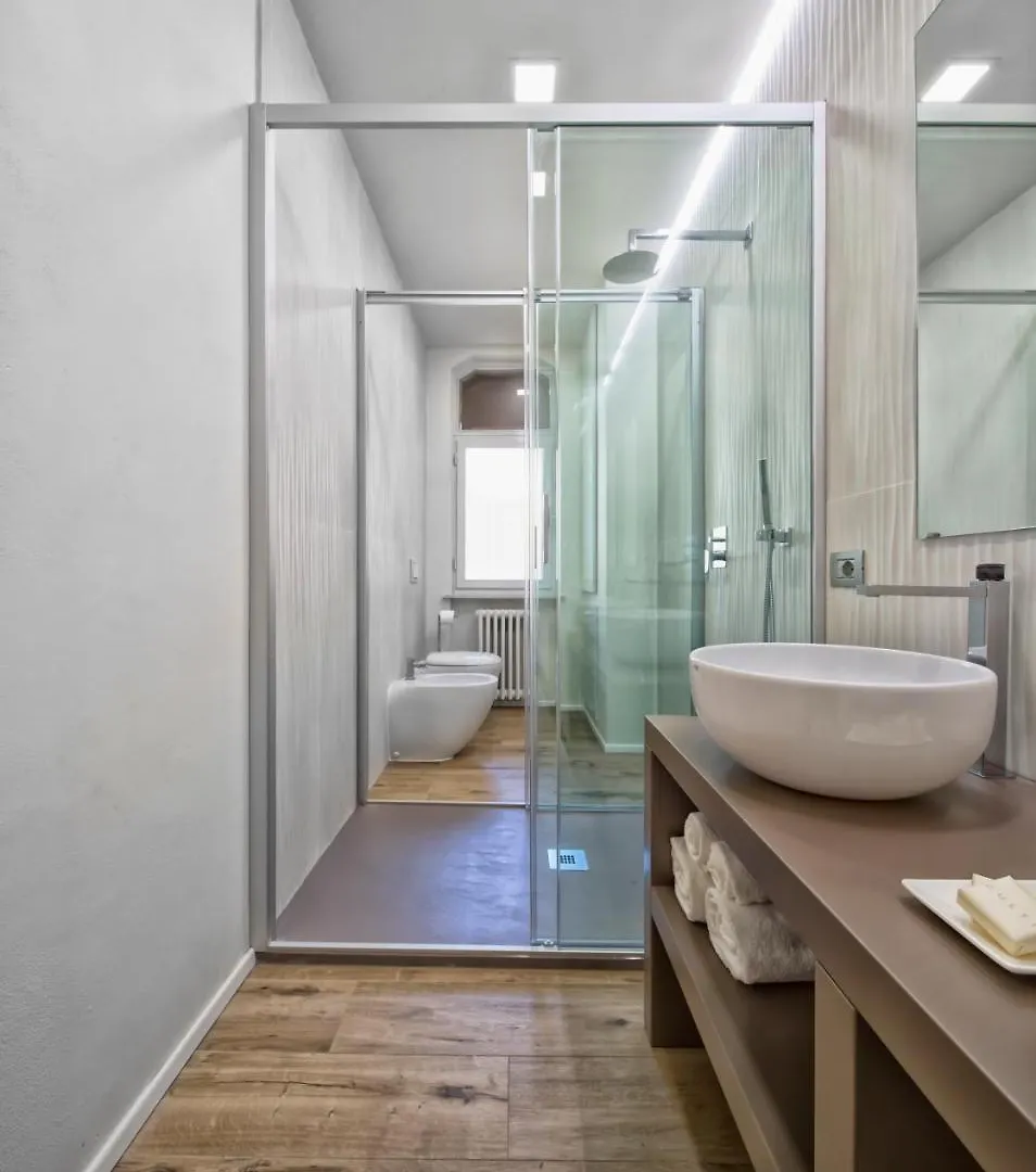 Apartment Suite Vogue Epoca Voghera